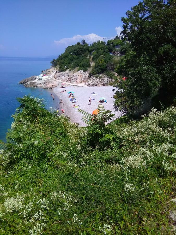 App On Beach 塞尼 外观 照片